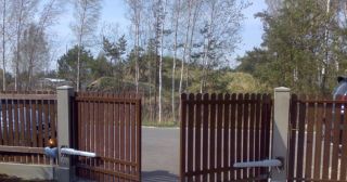 Купить распашные ворота из штакетника Барабинск, цена от 2702 руб.